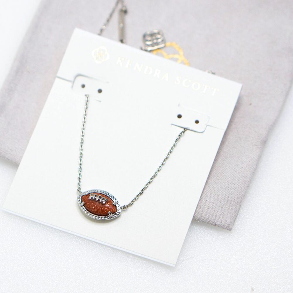 Kendra Scott Football Silver Short Pendant Necklace in Orange Goldstone
